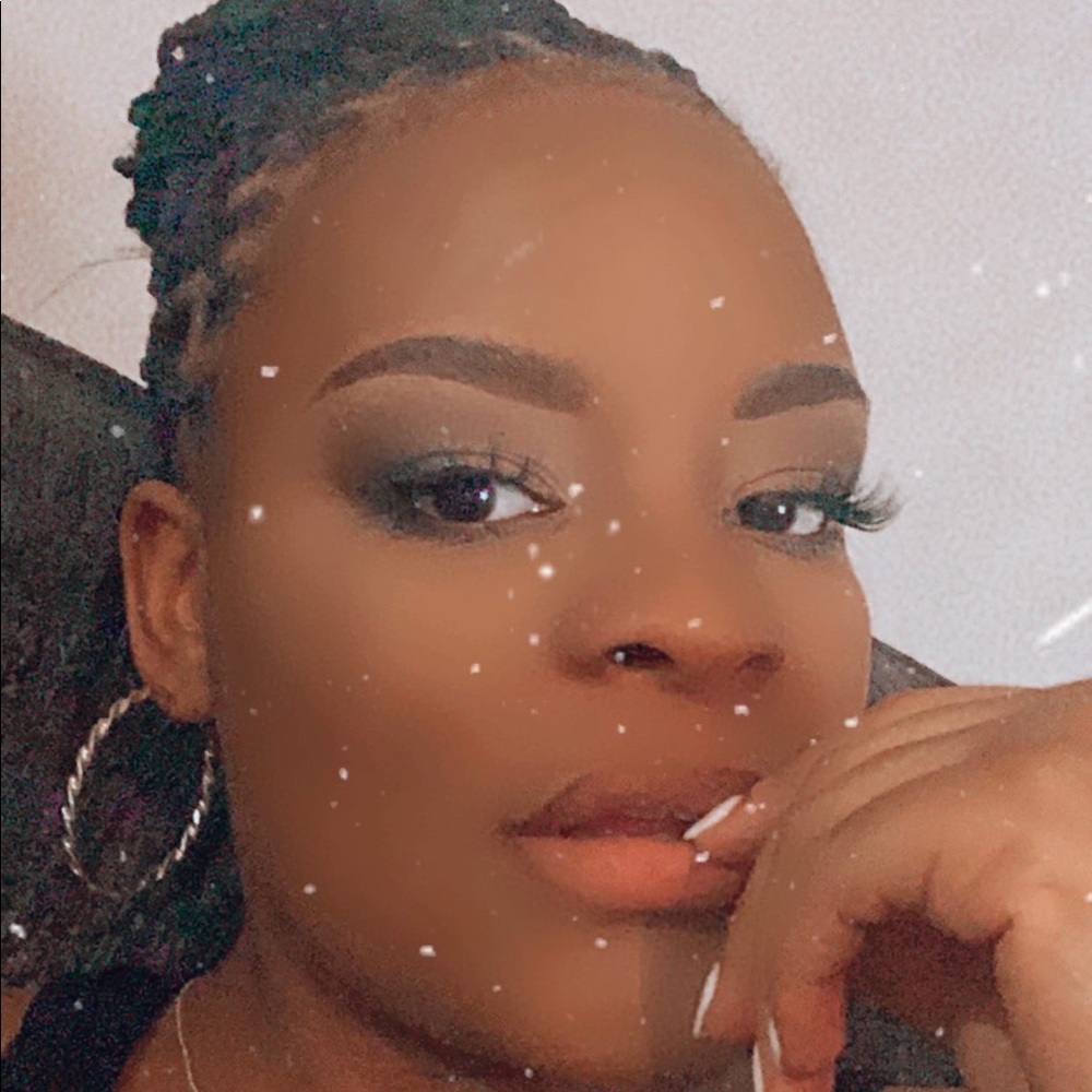 Meet your Posher, Tyesha